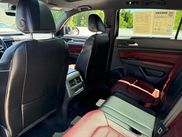 2022 Volkswagen Atlas Cross Sport 3.6L V6 SEL Premium R-Line