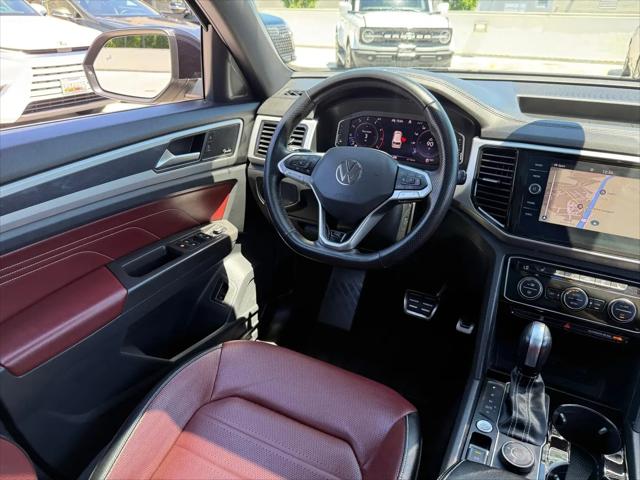 2022 Volkswagen Atlas Cross Sport 3.6L V6 SEL Premium R-Line