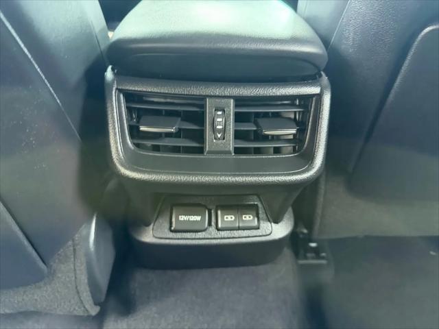 2024 Lexus ES 300h F SPORT Handling