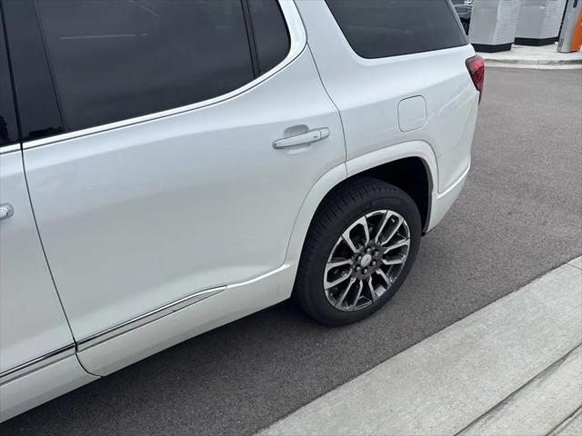 2020 GMC Acadia AWD Denali