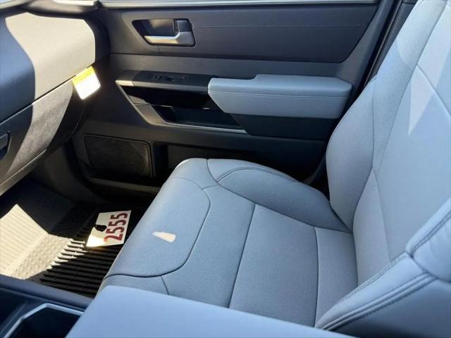 2026 Toyota Tundra Limited CrewMax 5.5' Bed