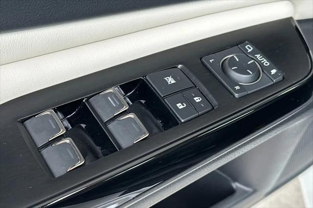 2025 Lexus ES 300h ES 300h