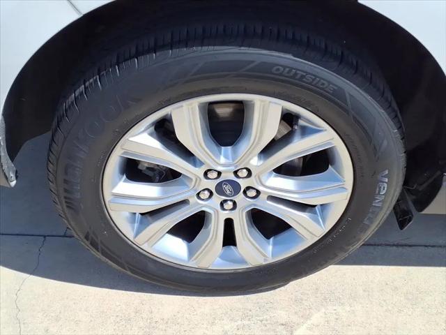 2021 Ford Edge Titanium
