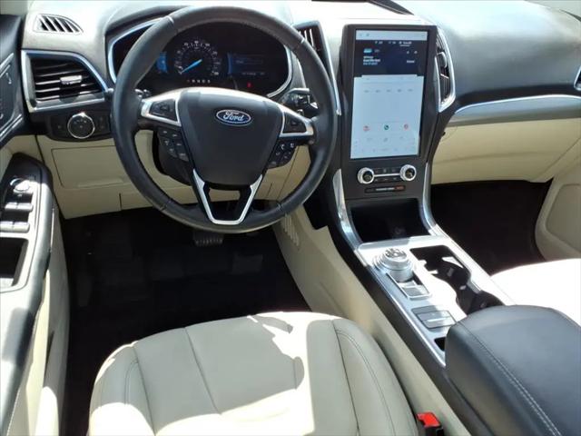 2021 Ford Edge Titanium