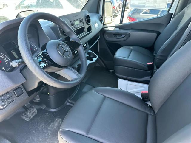 2025 Mercedes-Benz Sprinter 2500 Standard Roof 4-Cyl Diesel