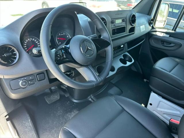 2025 Mercedes-Benz Sprinter 2500 Standard Roof 4-Cyl Diesel