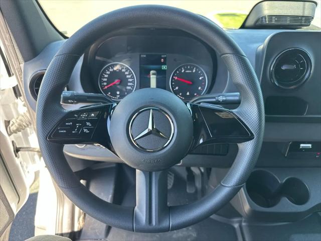 2025 Mercedes-Benz Sprinter 2500 Standard Roof 4-Cyl Diesel