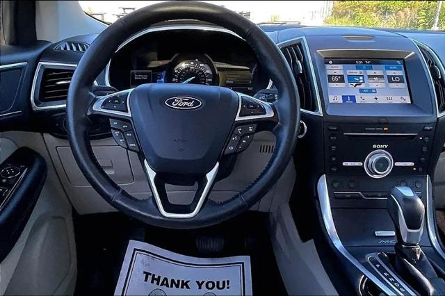 2017 Ford Edge Titanium