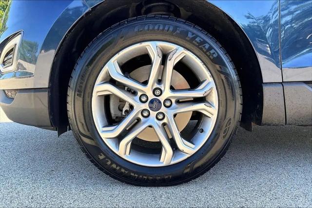 2017 Ford Edge Titanium
