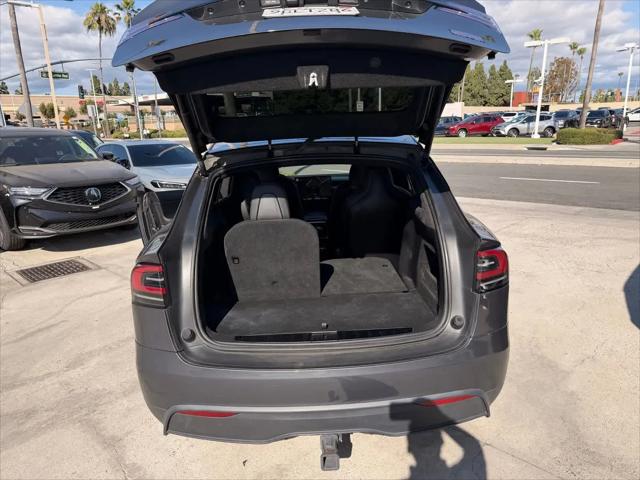 2023 Tesla Model X Plaid Tri Motor All-Wheel Drive
