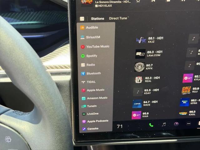 2023 Tesla Model X Plaid Tri Motor All-Wheel Drive