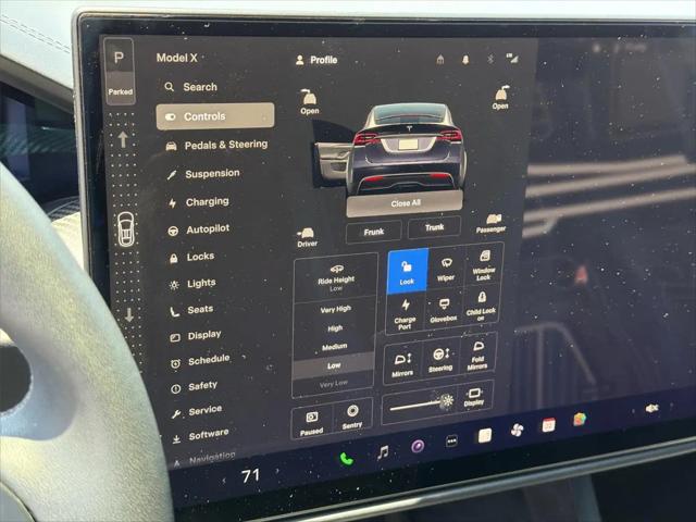 2023 Tesla Model X Plaid Tri Motor All-Wheel Drive