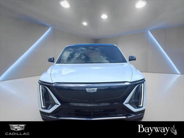 2024 Cadillac iQ Sport w/1SK
