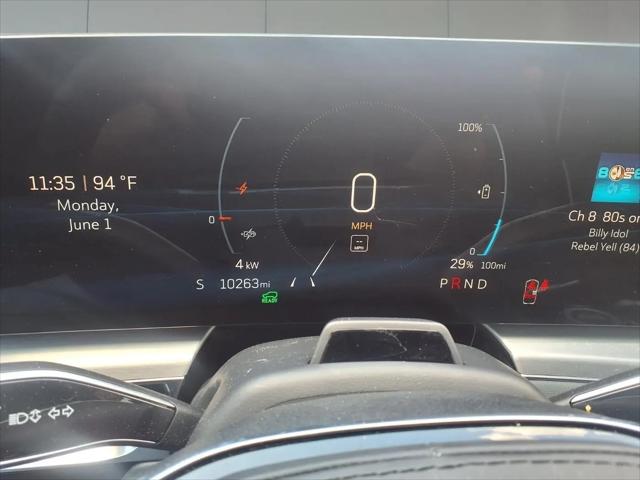 2024 Cadillac iQ Sport w/1SK