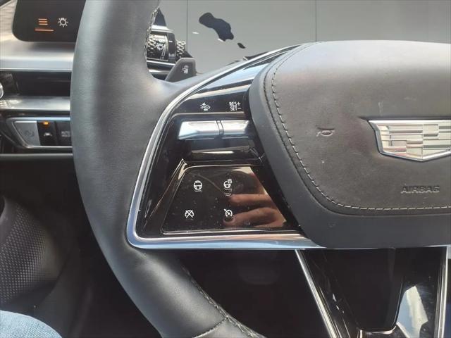 2024 Cadillac iQ Sport w/1SK