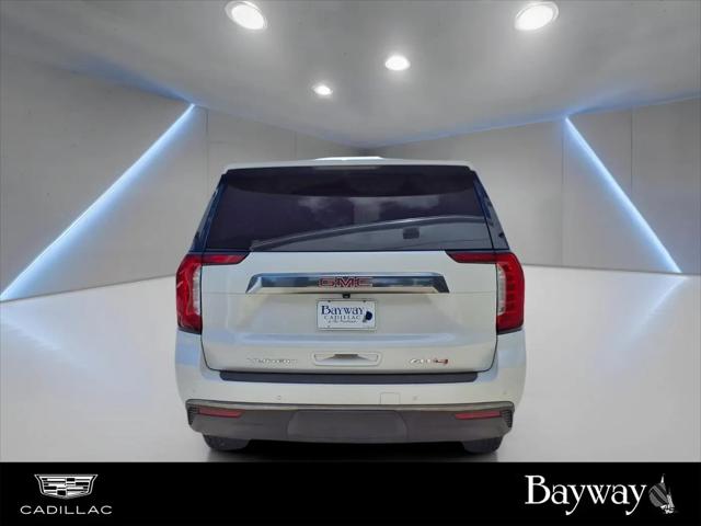 2021 GMC Yukon XL 4WD AT4