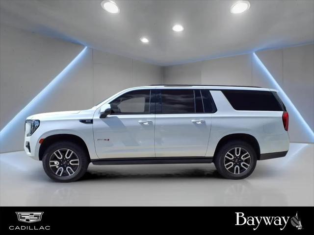 2021 GMC Yukon XL 4WD AT4