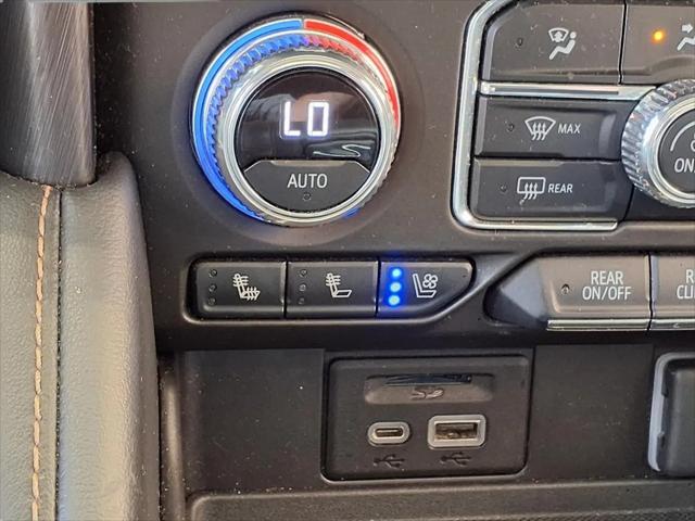 2021 GMC Yukon XL 4WD AT4
