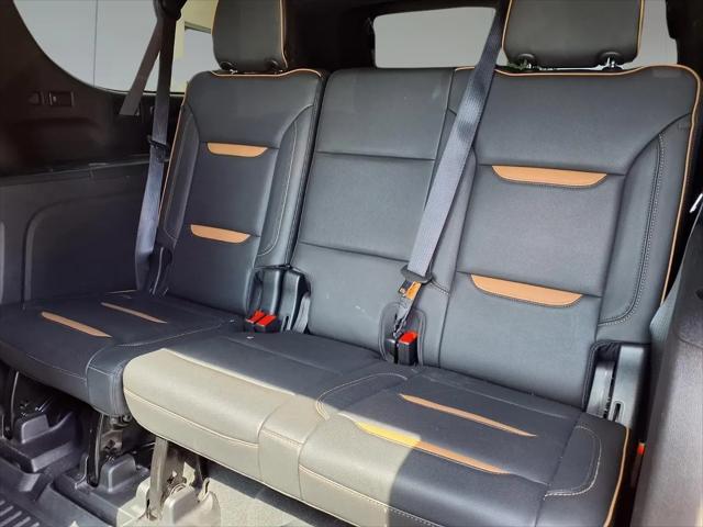 2021 GMC Yukon XL 4WD AT4