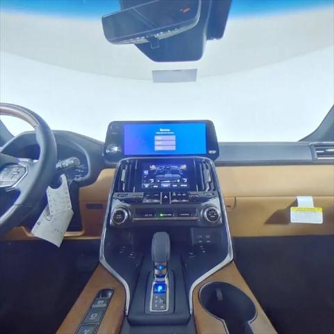 2025 Lexus LX Luxury
