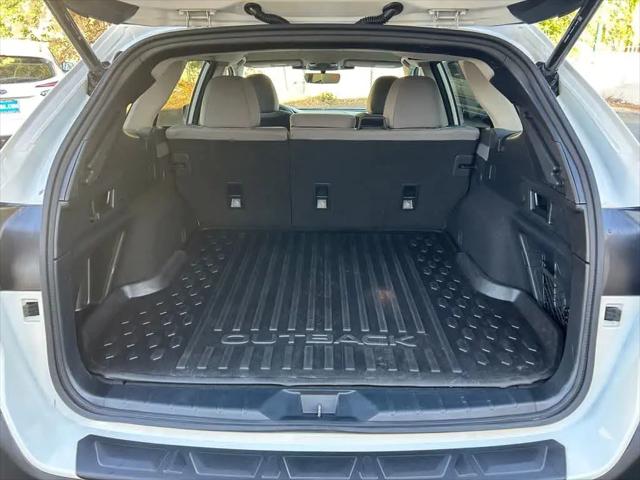 2023 Subaru Outback Premium
