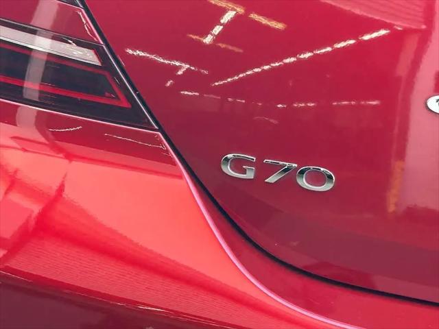 2022 Genesis G70 2.0T RWD