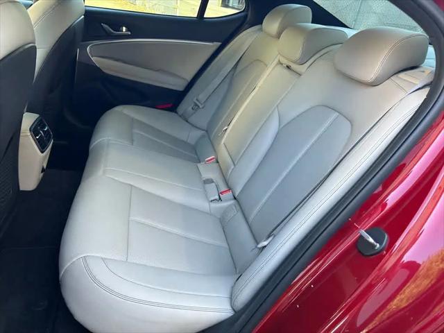 2022 Genesis G70 2.0T RWD