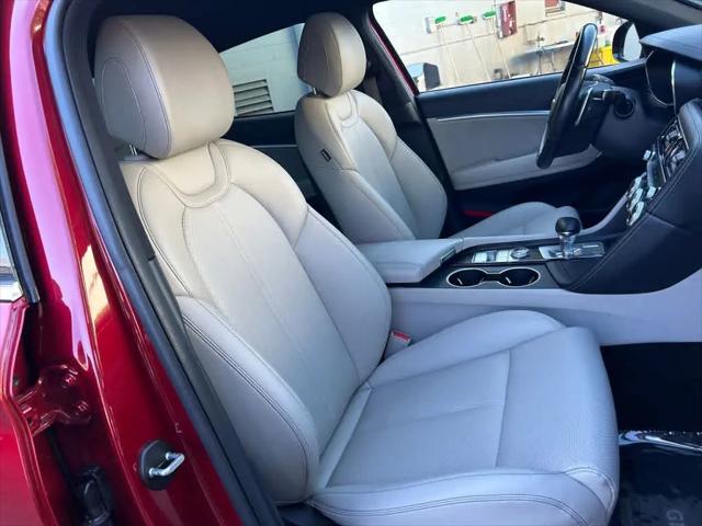 2022 Genesis G70 2.0T RWD