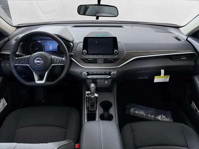 2026 Nissan Altima SV FWD