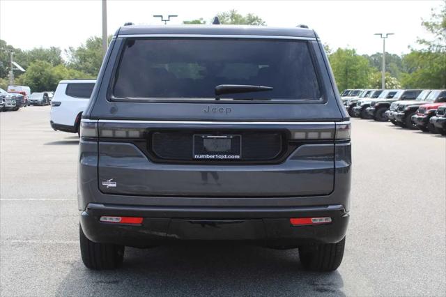 2026 Jeep Grand Wagoneer 4x2