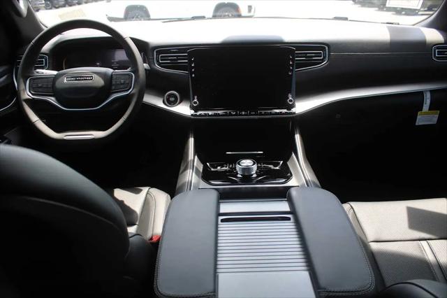 2026 Jeep Grand Wagoneer 4x2