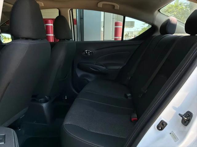 2017 Nissan Versa 1.6 SV