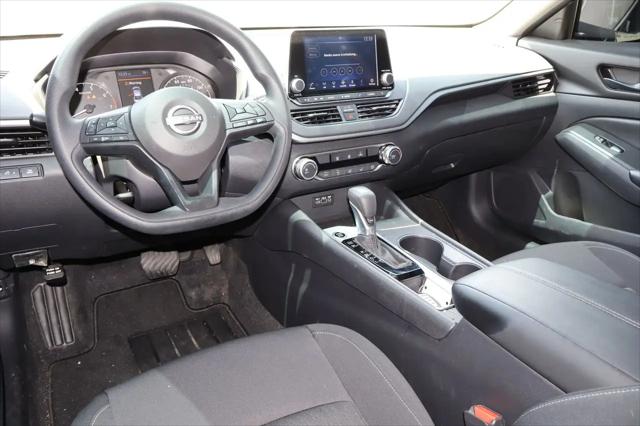 2025 Nissan Altima S FWD