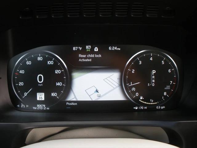 2016 Volvo XC90 T6 Momentum