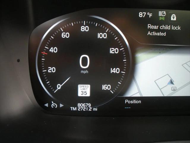 2016 Volvo XC90 T6 Momentum