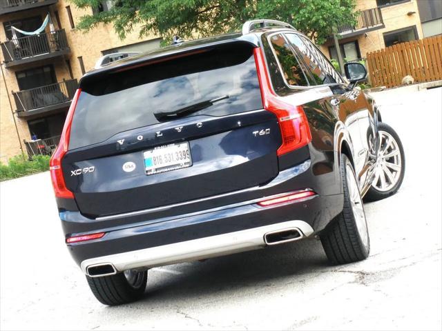 2016 Volvo XC90 T6 Momentum