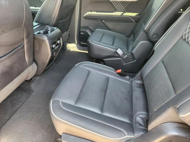 2024 GMC Acadia FWD Denali