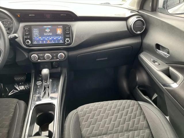 2023 Nissan Kicks SV Xtronic CVT