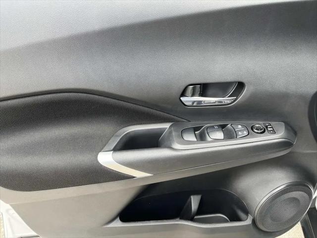 2023 Nissan Kicks SV Xtronic CVT