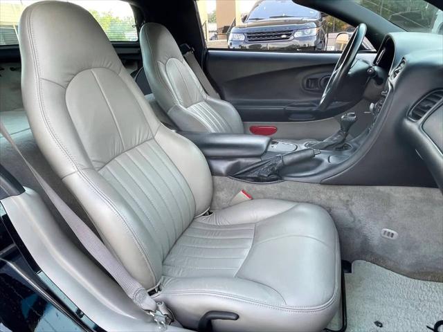 2002 Chevrolet Corvette Base