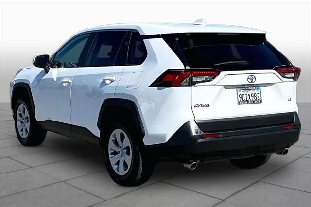 2022 Toyota RAV4 LE
