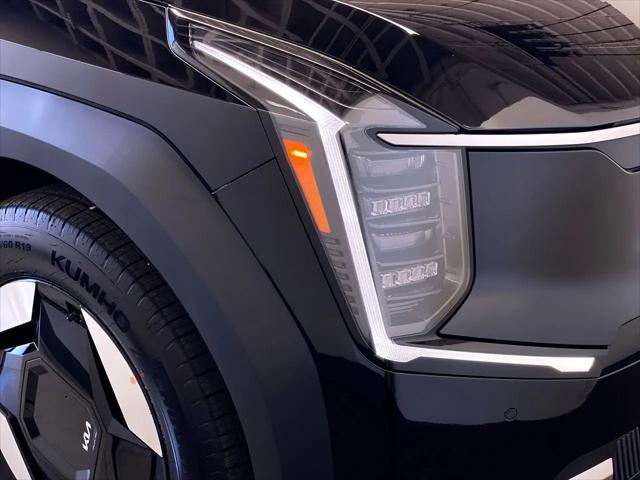 2026 Kia EV9 Light Long Range