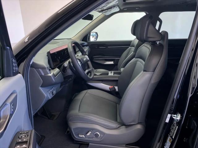2026 Kia EV9 Light Long Range