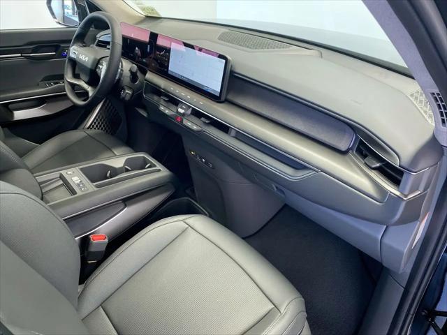 2026 Kia EV9 Light Long Range