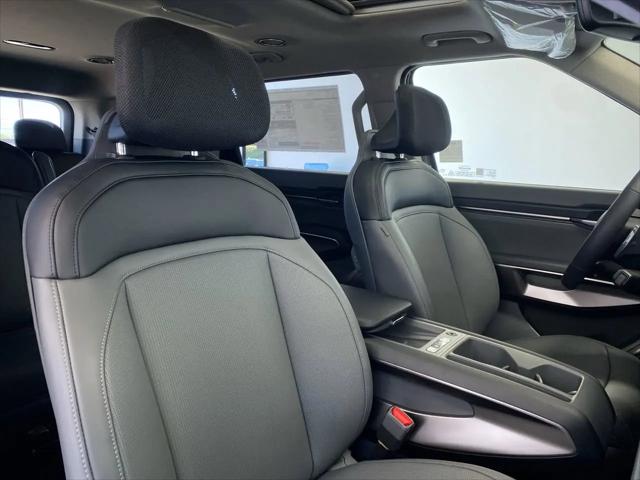 2026 Kia EV9 Light Long Range
