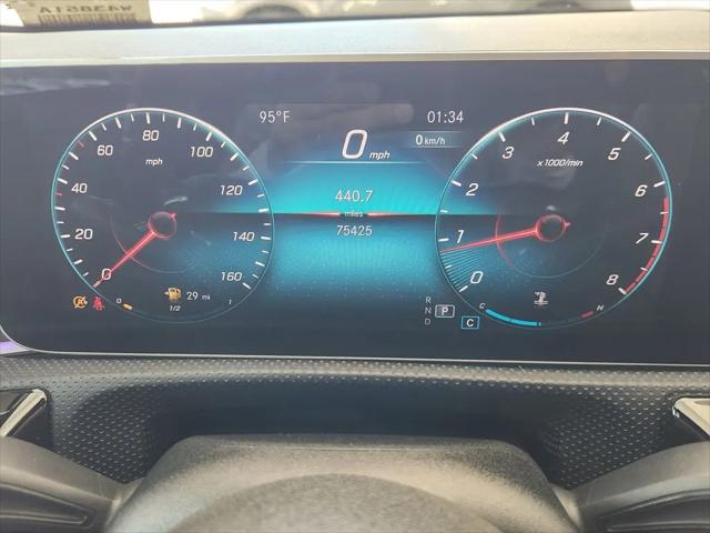 2020 Mercedes-Benz A 220 A 220