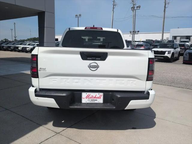 2025 Nissan Frontier Crew Cab SV 4x2