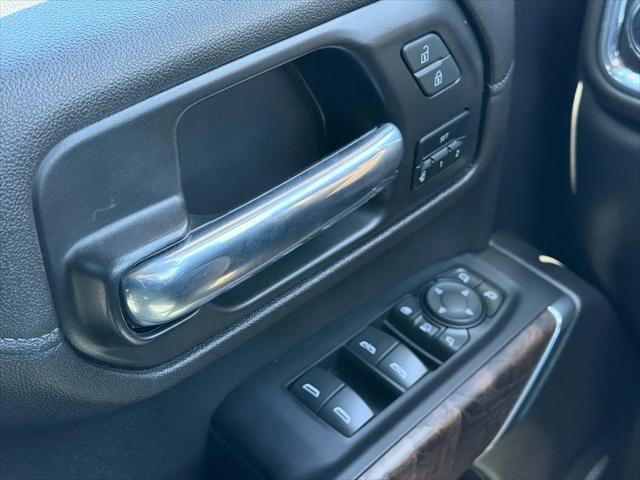 2022 GMC Sierra 3500HD 4WD Crew Cab Long Bed Denali