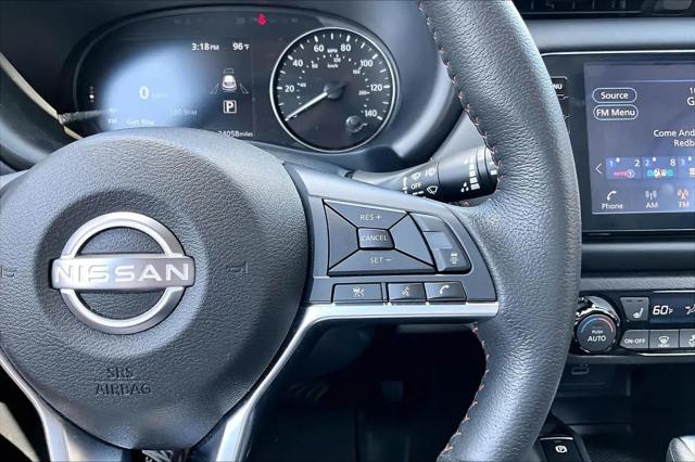 2023 Nissan Kicks SR Xtronic CVT