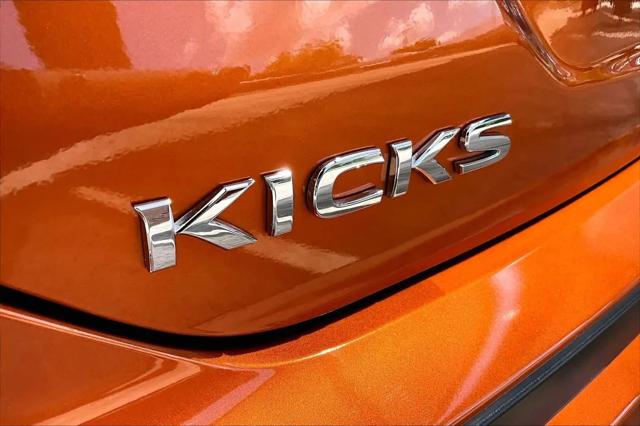 2023 Nissan Kicks SR Xtronic CVT